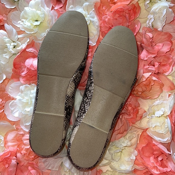 Snakeskin Luna Loafer - Picture 3 of 3